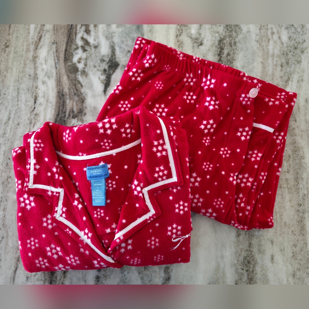 Simply Vera Vera Wang | NWOT Snowflake Pajamas Set, Red Fleece, Large